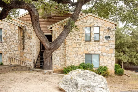 11520 Huebner Rd #102, San Antonio, TX 78230
