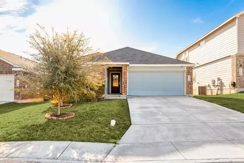 2370 Bullfinch, New Braunfels, TX 78130