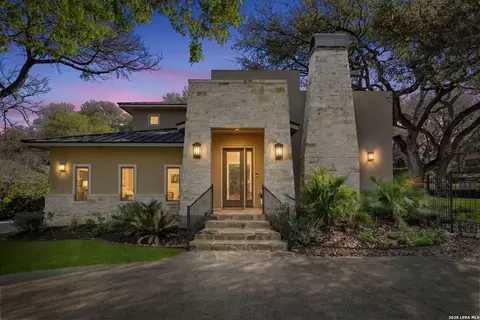 515 Stonewood Dr, San Antonio, TX 78216