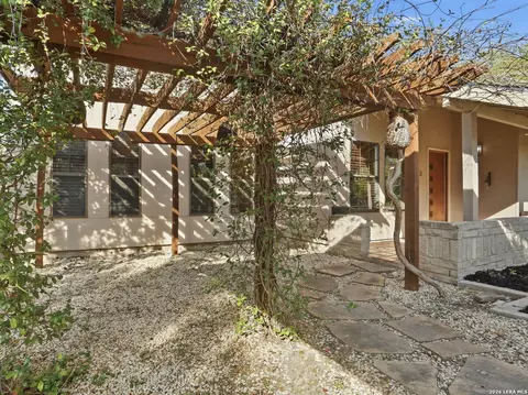 543 Robinhood, Alamo Heights, TX 78209