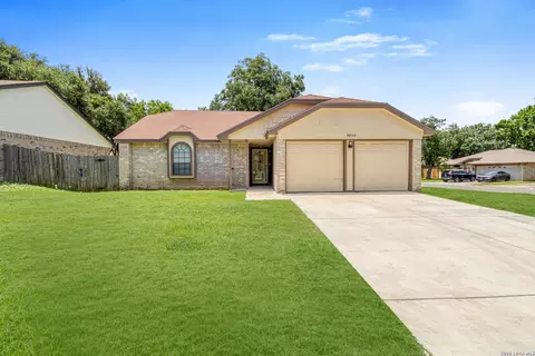 9630 Wildwood Rdg, San Antonio, TX 78250