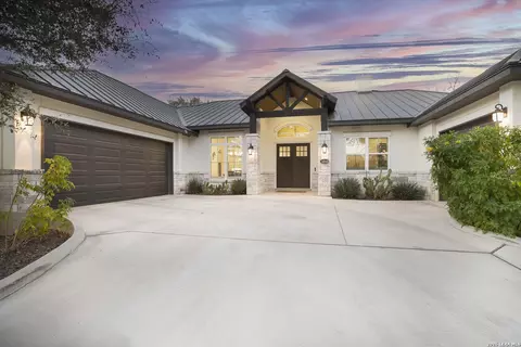 34840 Thanksgiving Trl, Bulverde, TX 78163