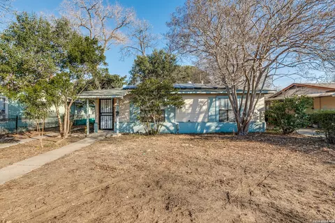2207 Bronte, San Antonio, TX 78207
