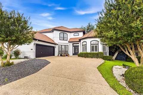 18930 Calle Cierra, San Antonio, TX 78258