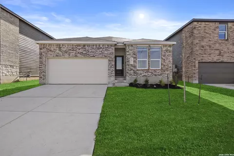 1871 Nuthatch Rdg, New Braunfels, TX 78130