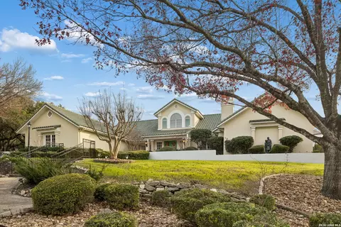 12 Vineyard Dr, San Antonio, TX 78257
