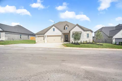 322 Lawrence Dr, Castroville, TX 78009