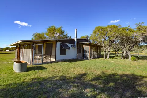 482 Wingert Rd, Junction, TX 76849 photo 13