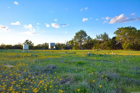 482 Wingert Rd, Junction, TX 76849 photo 7