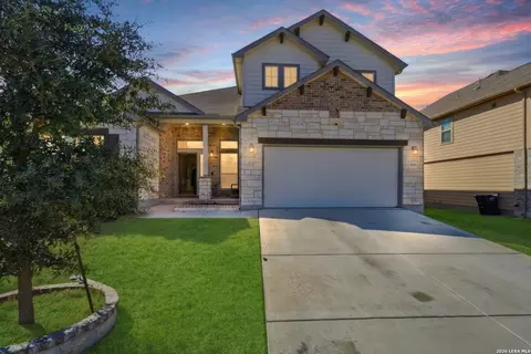 4819 Top Rdg, Schertz, TX 78108