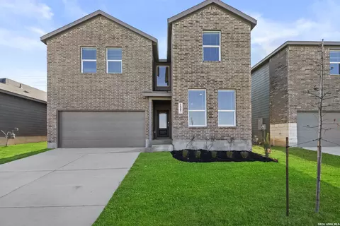 1887 Nuthatch Rdg, New Braunfels, TX 78130