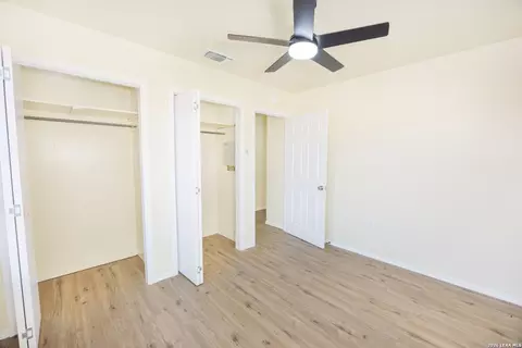 Bedroom - 523 Rossville # A, Devine, TX 78016 photo 2 of 3