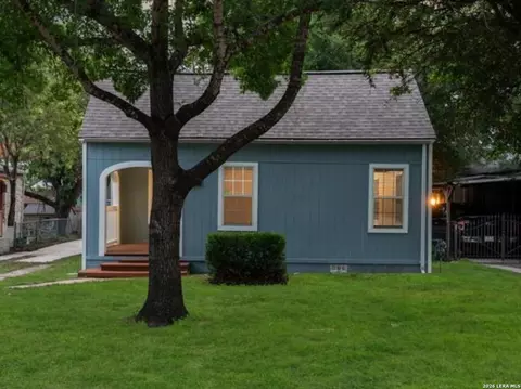 1806 W Mistletoe Ave, San Antonio, TX 78201