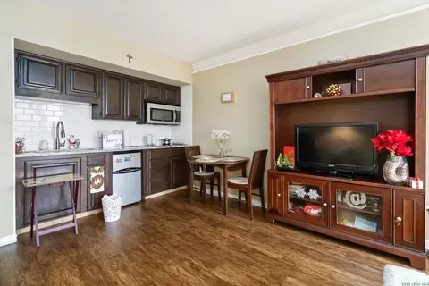 7701 Wurzbach #308, San Antonio, TX 78229