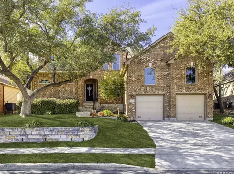 16107 La Madera Rio, Helotes, TX 78023
