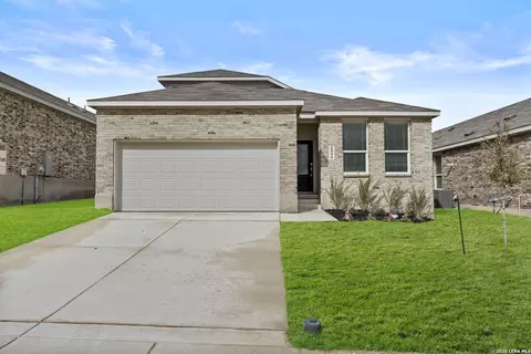 4999 Mission Tejas Rd, Marion, TX 78124