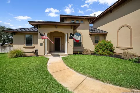 1626 Clover Rdg, Pleasanton, TX 78064