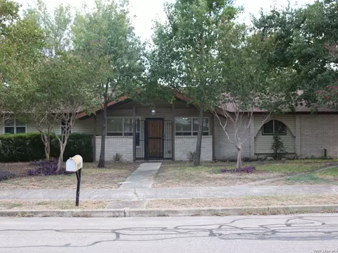 7170 Rolling Hls, San Antonio, TX 78227