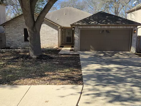 8642 Park Olympia, Universal City, TX 78148