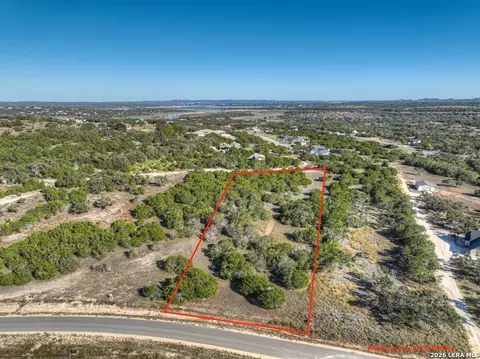 1736 Demi John Bnd, Canyon Lake, TX 78133