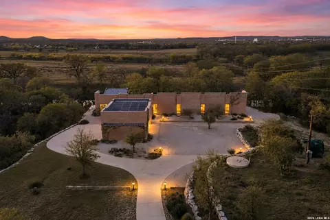 115 Seale Hl, Comfort, TX 78013