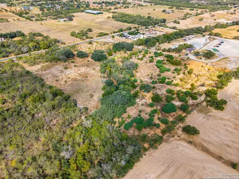 17520 Jackel, Von Ormy, TX 78073 photo 6