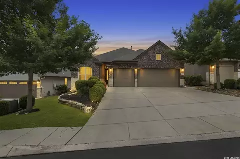 2106 Silent Fox, San Antonio, TX 78260