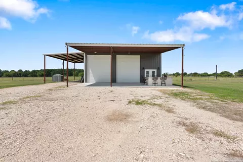 Exterior - 32139 Giboney, Hempstead, TX 77445 photo 7 of 7
