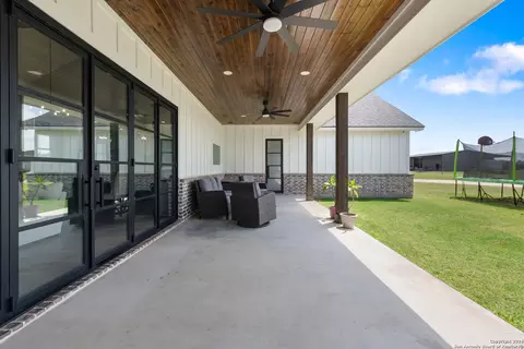 Exterior - 32139 Giboney, Hempstead, TX 77445 photo 6 of 7