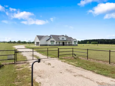 Exterior - 32139 Giboney, Hempstead, TX 77445 photo 4 of 7