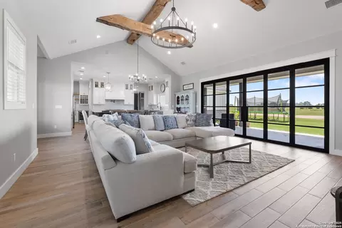 Living - 32139 Giboney, Hempstead, TX 77445 photo 4 of 5