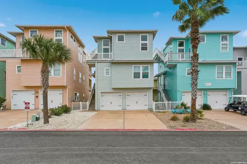 2525 S 11th St #49, Port Aransas, TX 78373