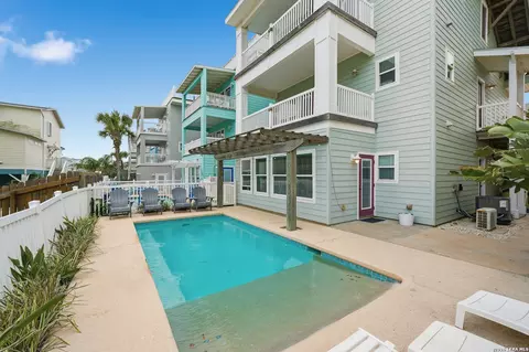 2525 S 11th St #49, Port Aransas, TX 78373