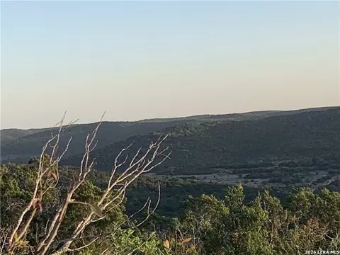20 Winchester, Leakey, TX 78873