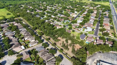 7915 Krueger Moore, San Antonio, TX 78250