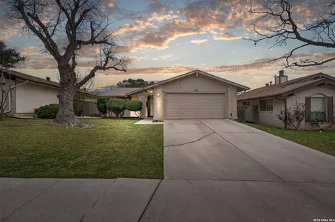 122 Bolerio Dr, Universal City, TX 78148