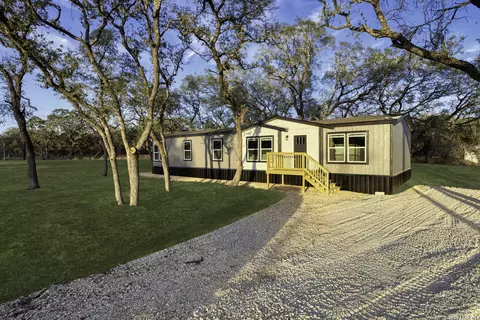 101 Mahaffey Way, San Antonio, TX 78264