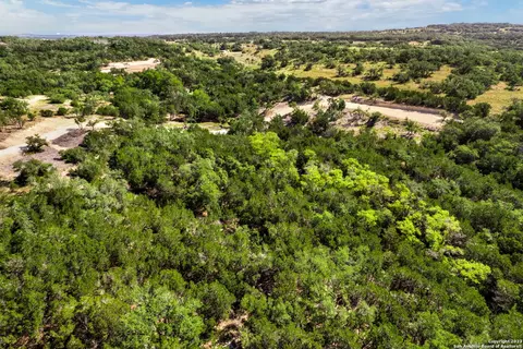 472 Stallion Estates Dr, Spring Branch, TX 78070 photo 12