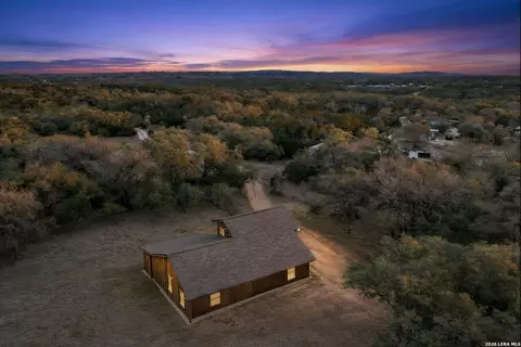 1398 Lazy Frst, New Braunfels, TX 78132