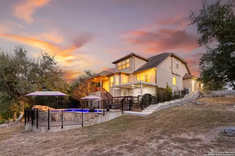 755 Panorama Pt, Canyon Lake, TX 78133