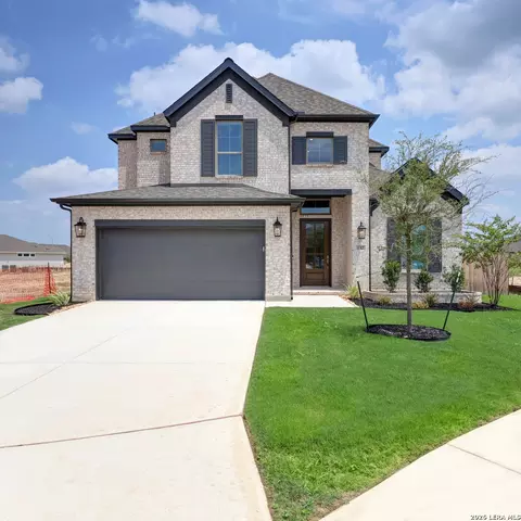137 Cherrybark Oak, Castroville, TX 78009