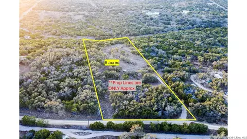 275 Rough Holw, Johnson City, TX 78636
