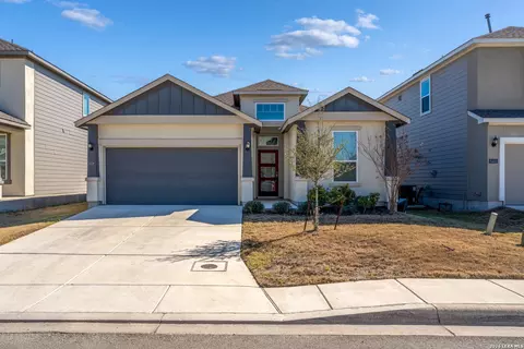 8336 Sunrise Gln, Selma, TX 78154