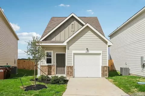 3026 Dreamweaver, San Antonio, TX 78222