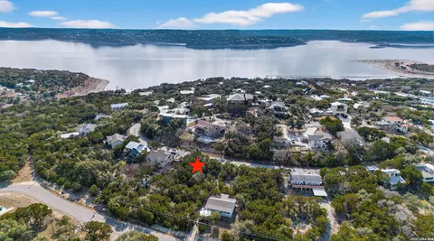 528 Highland Hts, Canyon Lake, TX 78133