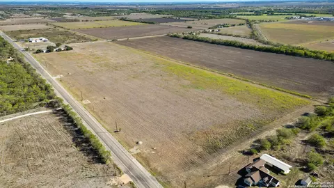 lot5 Fm 471, Natalia, TX 78059