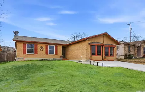 7438 Coers Blvd, Converse, TX 78109