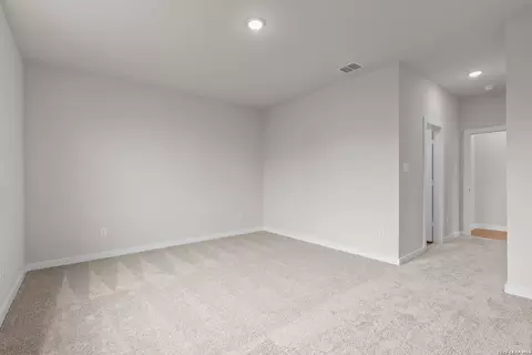 Bedroom - 5631 Franklin Hls, Von Ormy, TX 78073 photo 1 of 4