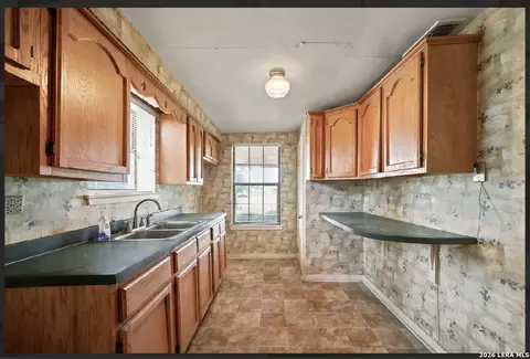 Kitchen - 13544 S Ih 35, Von Ormy, TX 78073 photo 1 of 1