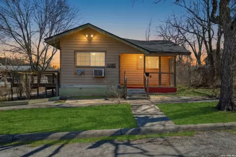 410 Nopal St, San Antonio, TX 78210